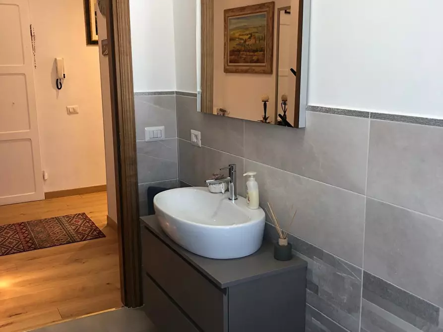 Immagine 13 di Appartamento in vendita  a Poggibonsi