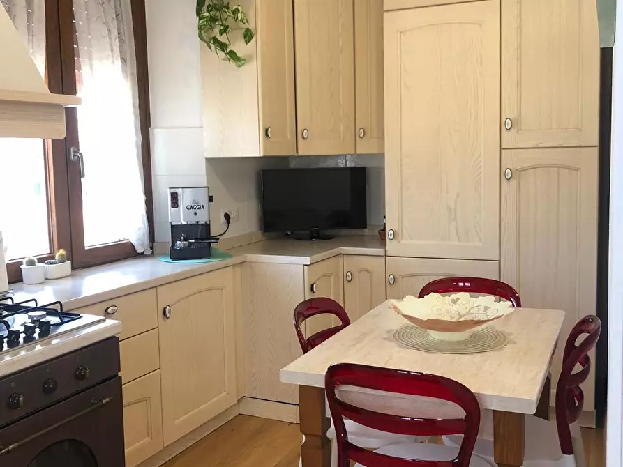 Immagine 5 di Appartamento in vendita  a Poggibonsi