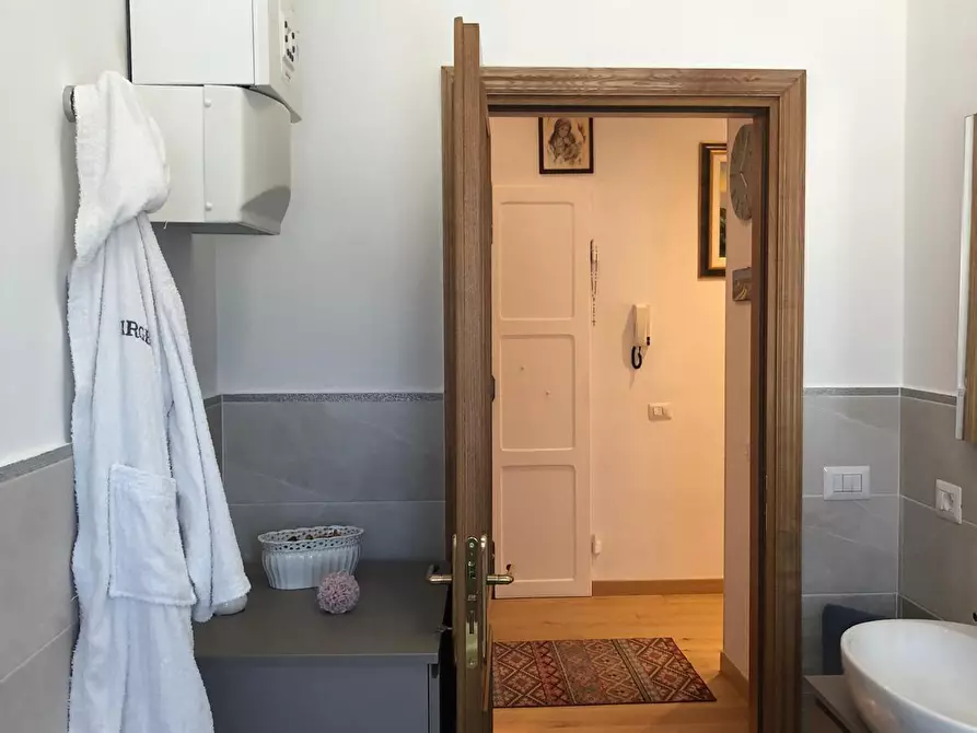 Immagine 14 di Appartamento in vendita  a Poggibonsi