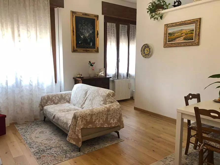 Immagine 2 di Appartamento in vendita  a Poggibonsi