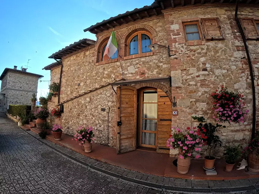Immagine 4 di Rustico / casale in vendita  a Colle Di Val D'elsa
