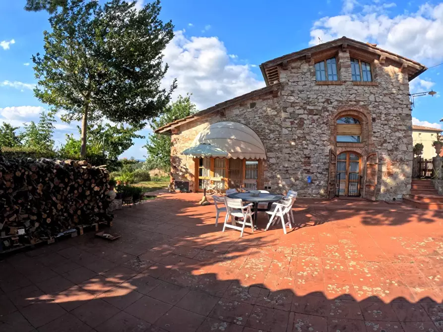 Immagine 3 di Rustico / casale in vendita  a Colle Di Val D'elsa