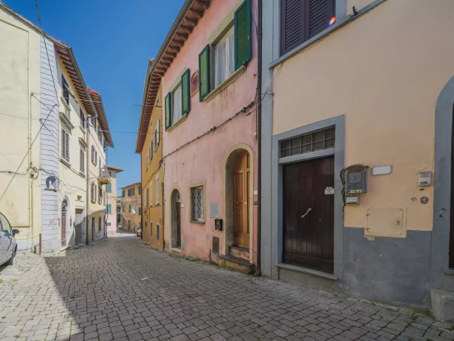 Immagine 36 di Terratetto in vendita  a Palaia