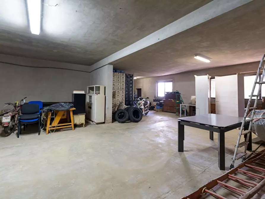 Immagine 23 di Casa trifamiliare in vendita  a Casciana Terme Lari