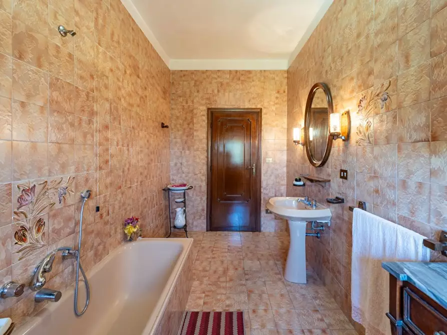 Immagine 15 di Casa trifamiliare in vendita  a Casciana Terme Lari