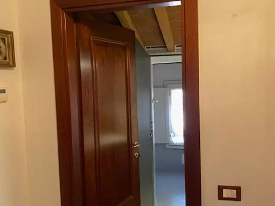 Immagine 5 di Appartamento in vendita  a San Giuliano Terme