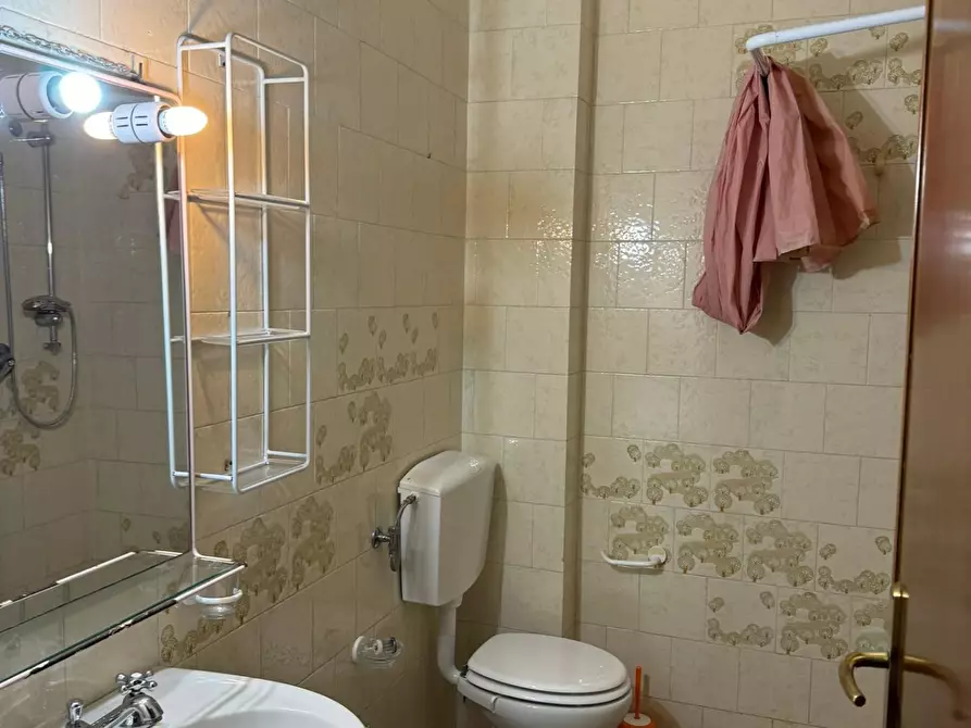 Immagine 11 di Appartamento in vendita  a Empoli