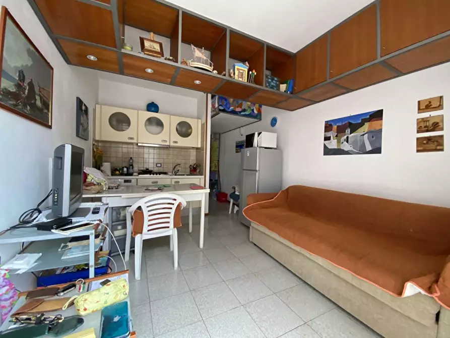 Immagine 5 di Appartamento in vendita  a Rio Marina