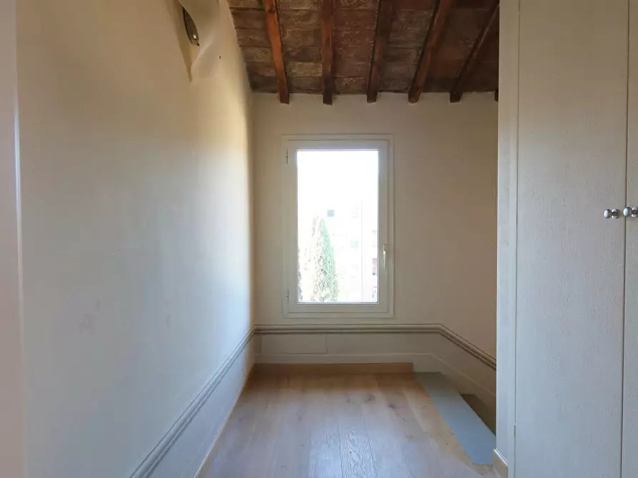 Immagine 27 di Appartamento in vendita  a Cascina