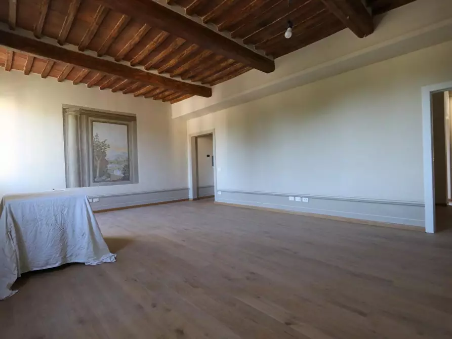 Immagine 2 di Appartamento in vendita  a Cascina