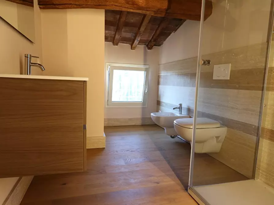 Immagine 21 di Appartamento in vendita  a Cascina