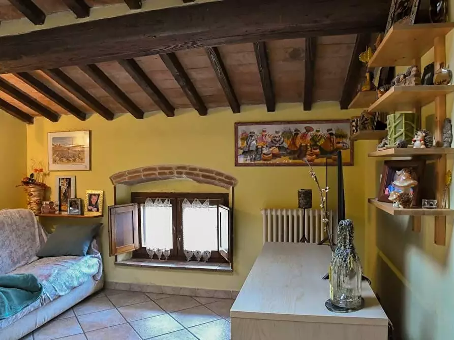 Immagine 9 di Mansarda in vendita  a Monteriggioni