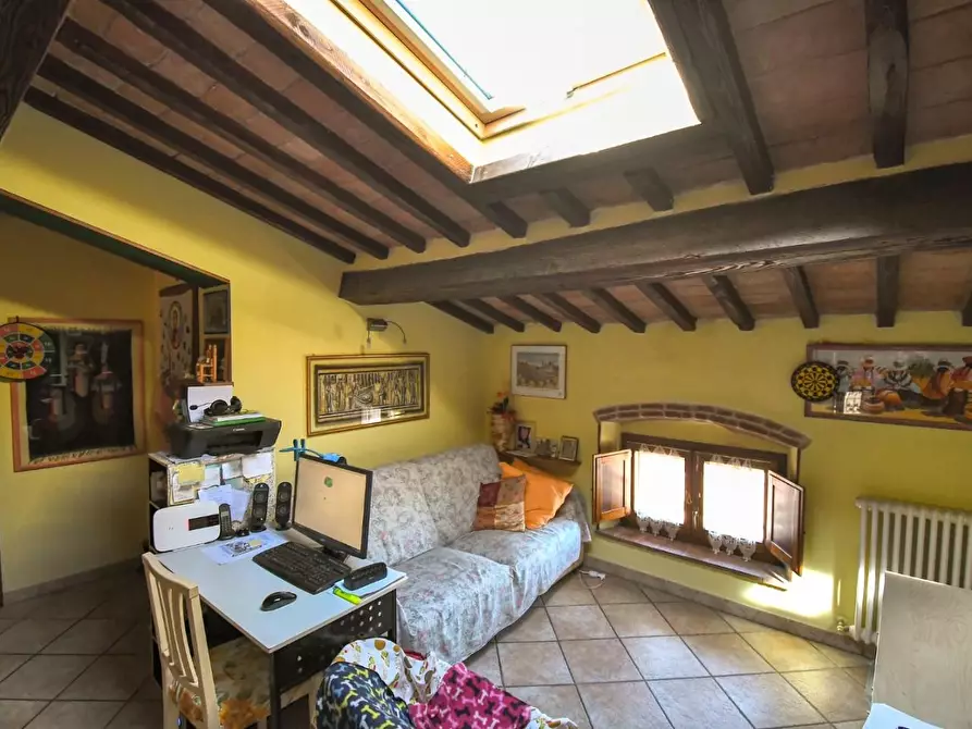 Immagine 8 di Mansarda in vendita  a Monteriggioni
