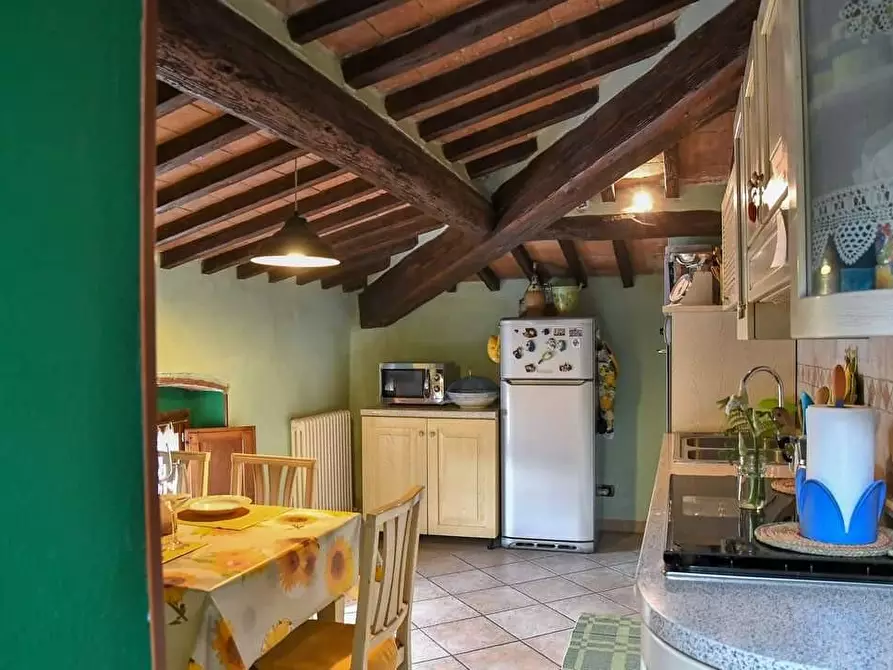 Immagine 11 di Mansarda in vendita  a Monteriggioni