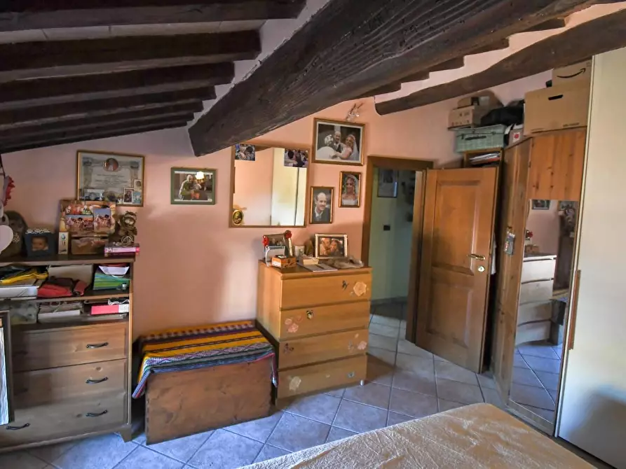 Immagine 21 di Mansarda in vendita  a Monteriggioni