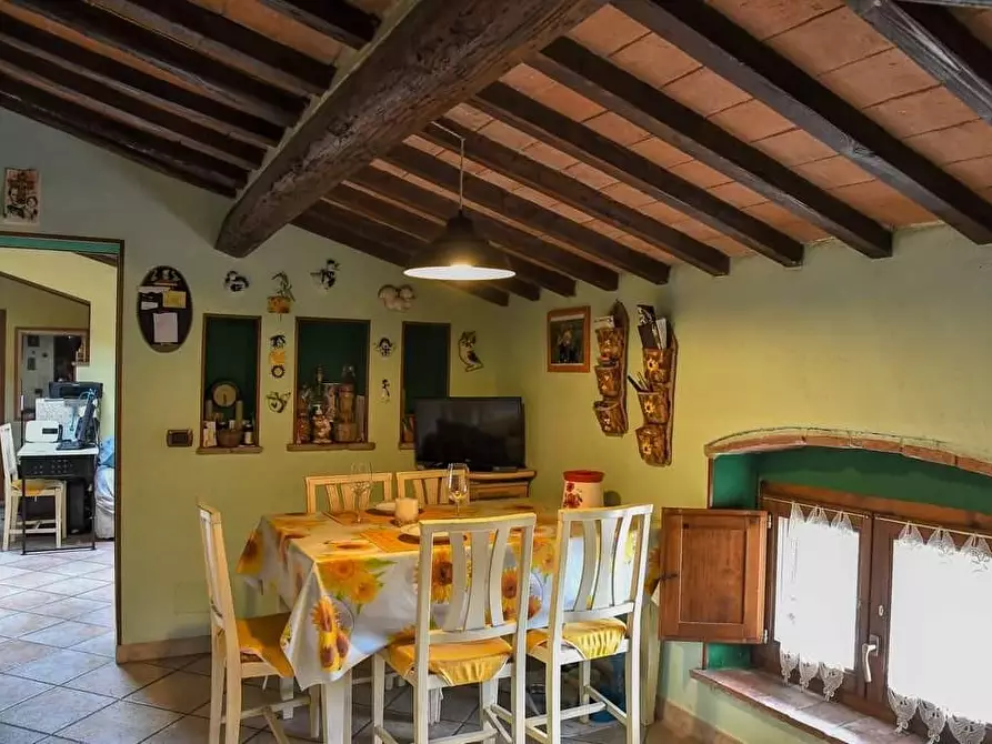 Immagine 5 di Mansarda in vendita  a Monteriggioni