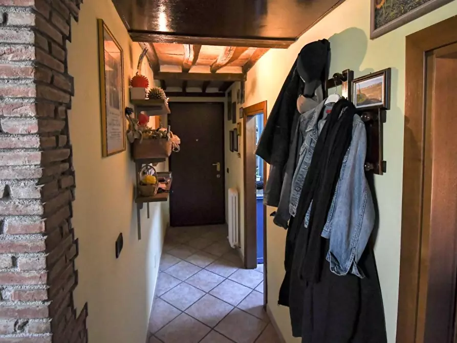 Immagine 30 di Mansarda in vendita  a Monteriggioni