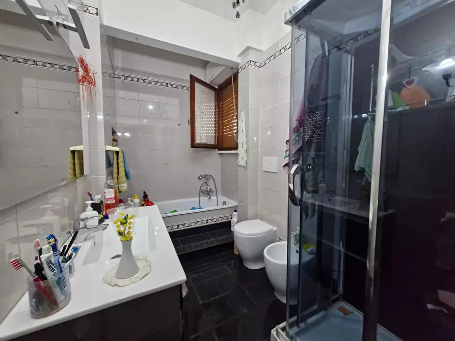 Immagine 11 di Appartamento in vendita  a Piombino