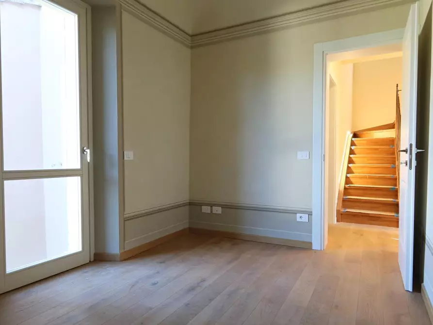 Immagine 18 di Appartamento in vendita  a Cascina