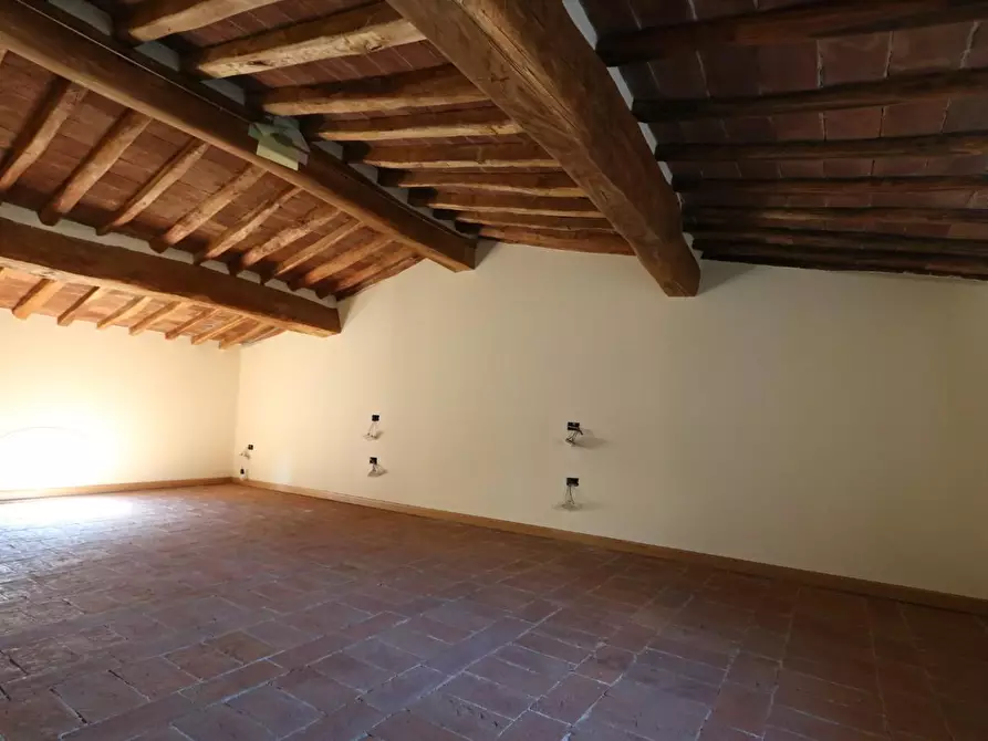 Immagine 29 di Appartamento in vendita  a Cascina