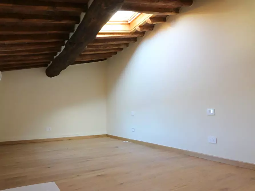 Immagine 26 di Appartamento in vendita  a Cascina