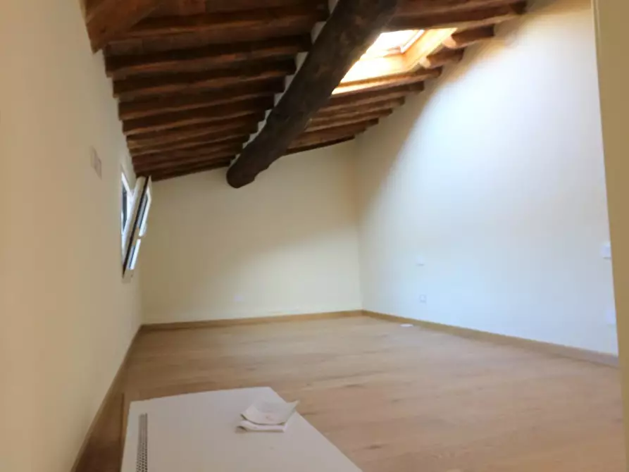 Immagine 27 di Appartamento in vendita  a Cascina