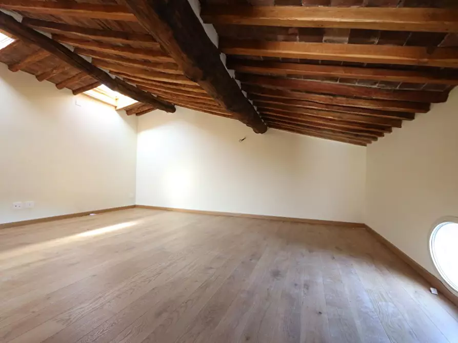 Immagine 36 di Appartamento in vendita  a Cascina