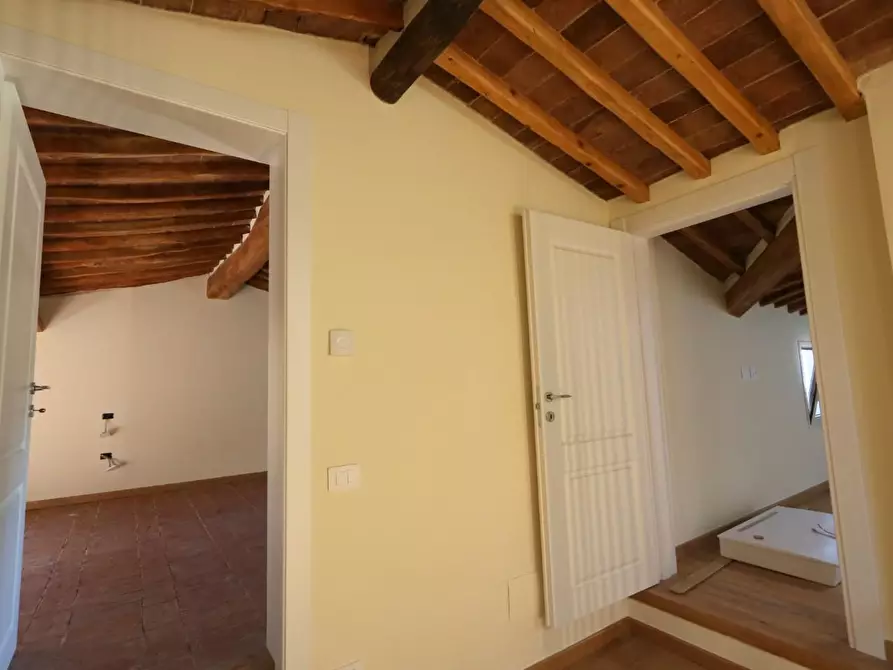 Immagine 38 di Appartamento in vendita  a Cascina