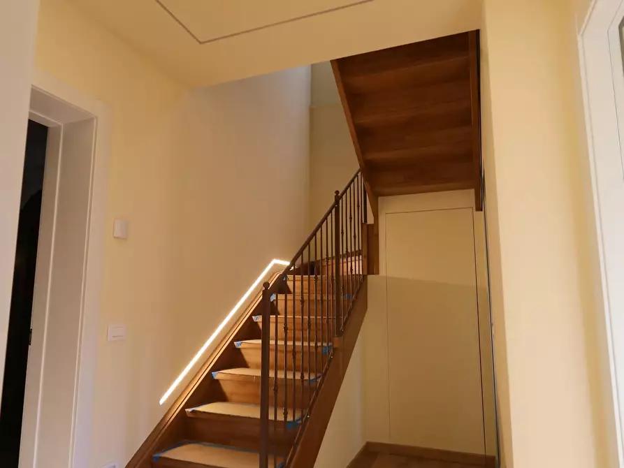 Immagine 22 di Appartamento in vendita  a Cascina