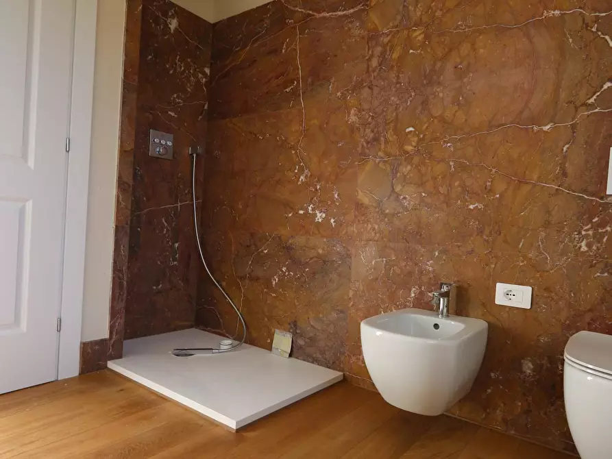 Immagine 24 di Appartamento in vendita  a Cascina