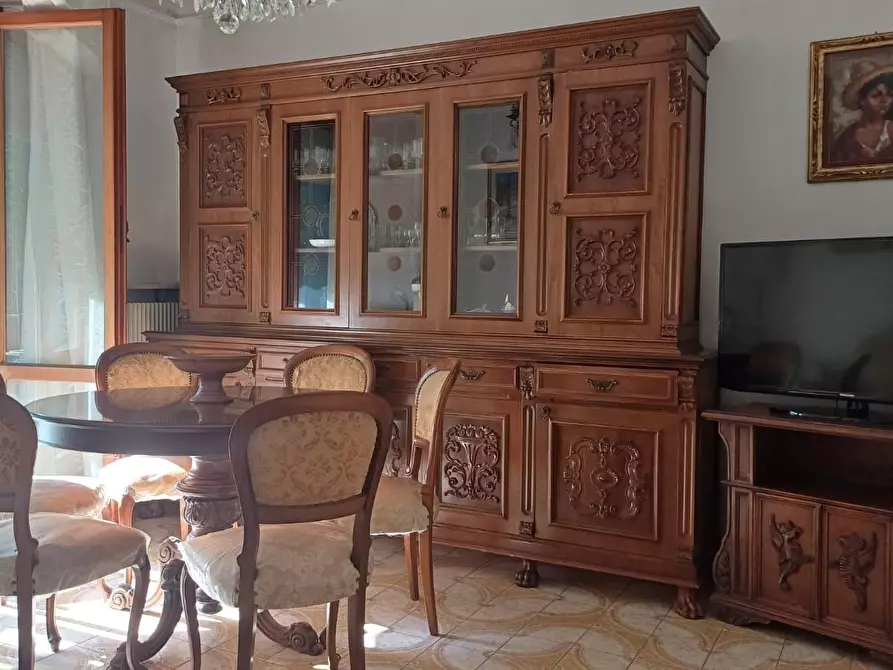 Immagine 3 di Appartamento in vendita  a Massa