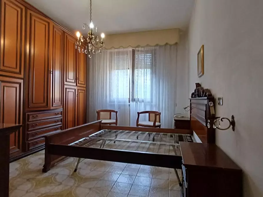 Immagine 6 di Appartamento in vendita  a Massa