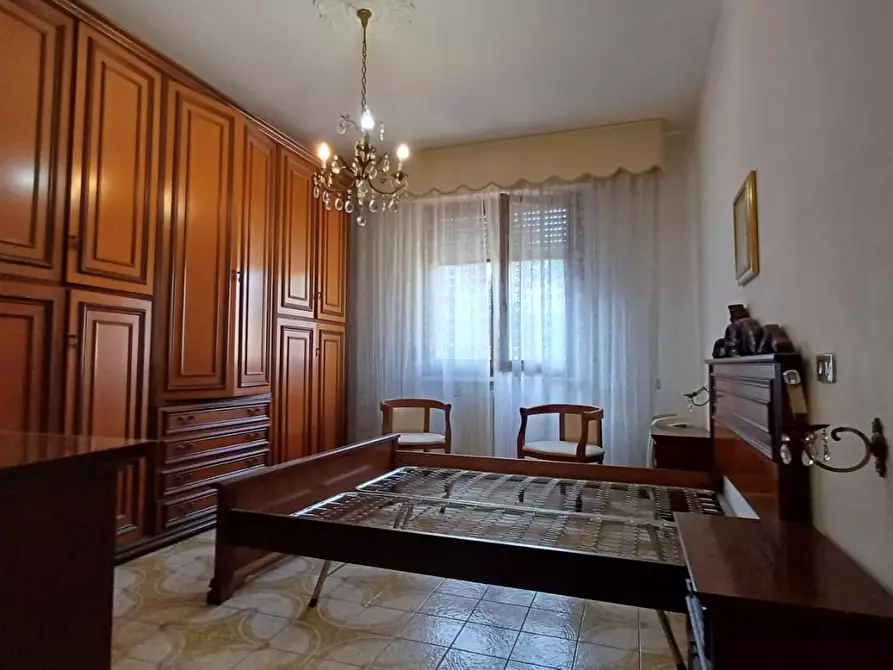 Immagine 8 di Appartamento in vendita  a Massa