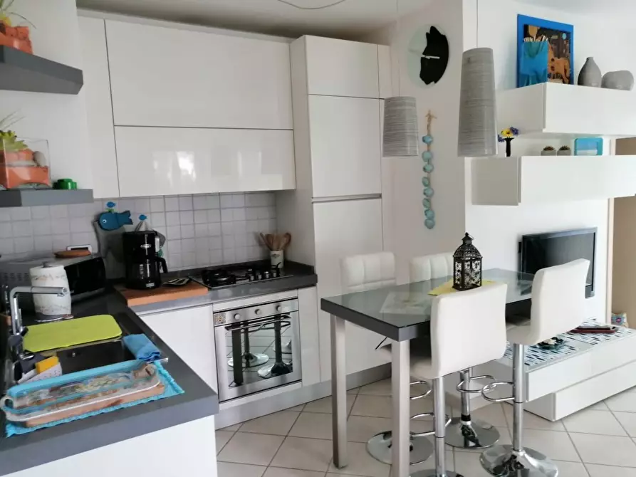 Immagine 5 di Appartamento in vendita  a Rosignano Marittimo