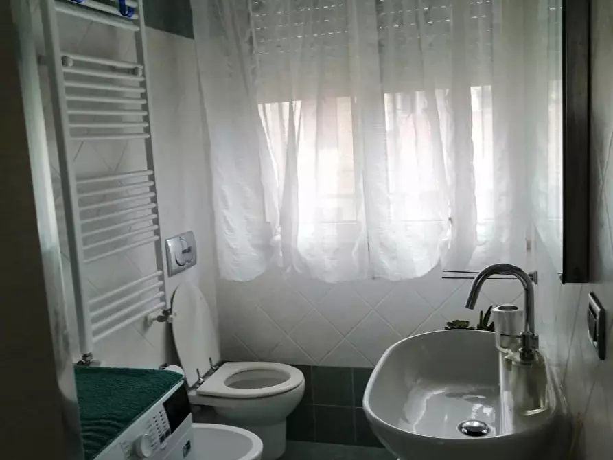 Immagine 15 di Appartamento in vendita  a Rosignano Marittimo