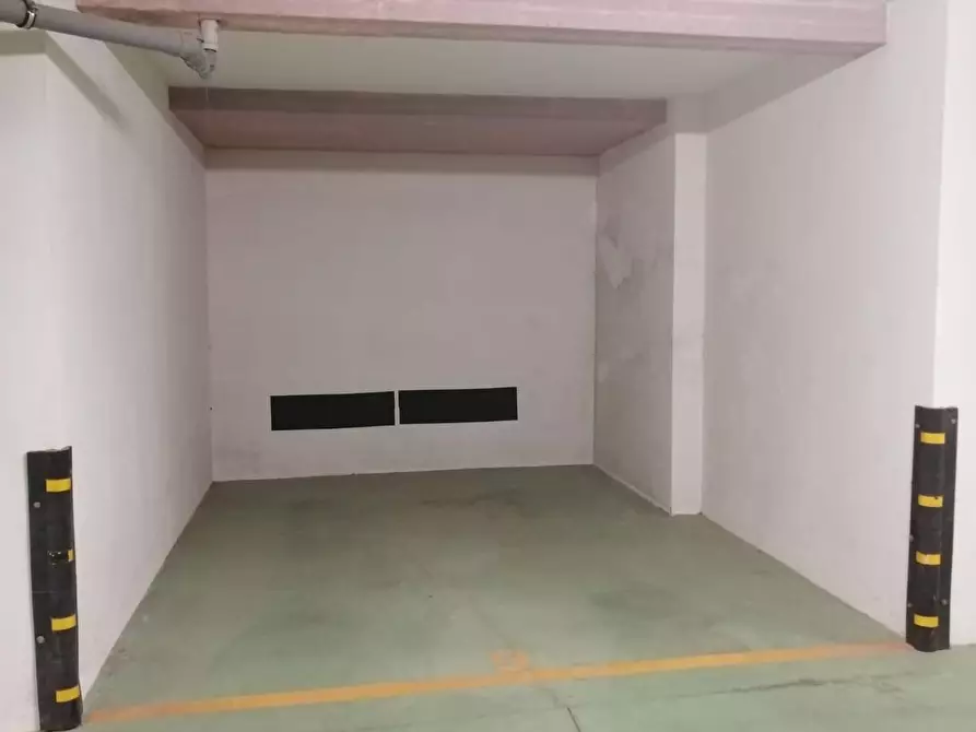 Immagine 17 di Appartamento in vendita  a Rosignano Marittimo