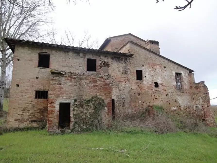 Immagine 12 di Casa colonica in vendita  a Gambassi Terme