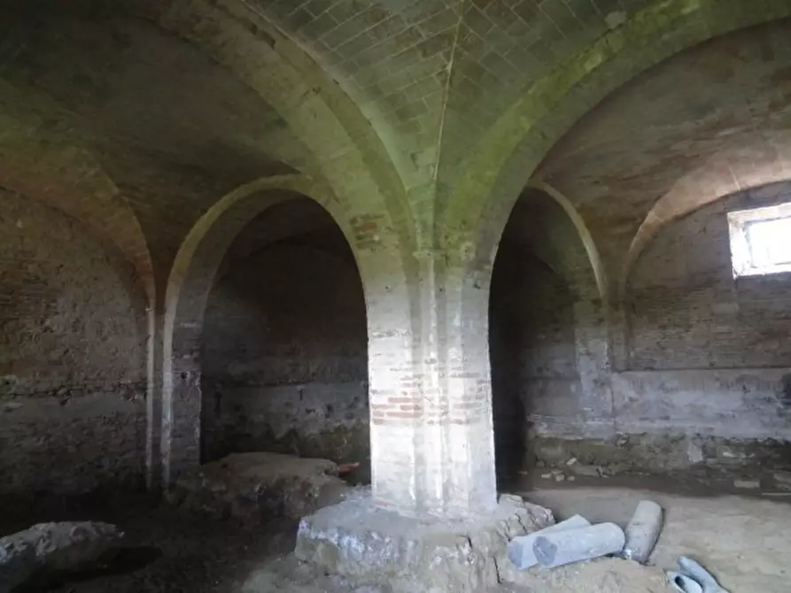 Immagine 8 di Casa colonica in vendita  a Gambassi Terme