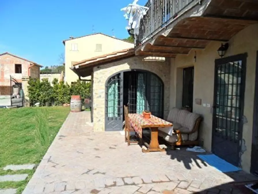 Immagine 4 di Porzione di casa in vendita  a Certaldo