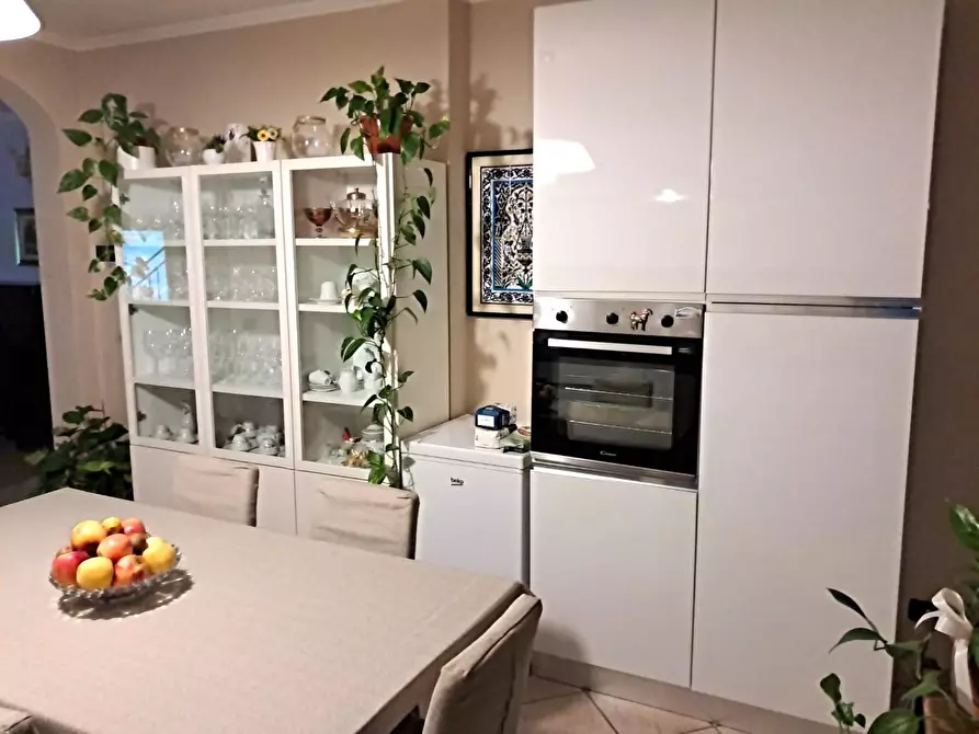 Immagine 12 di Villa in vendita  a Lucca