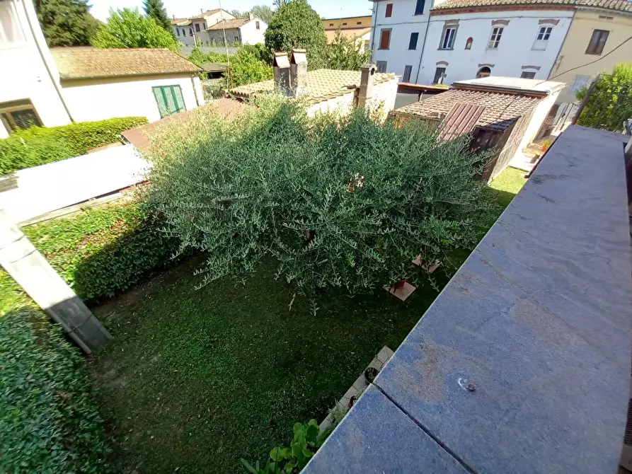 Immagine 32 di Villa in vendita  a Lucca