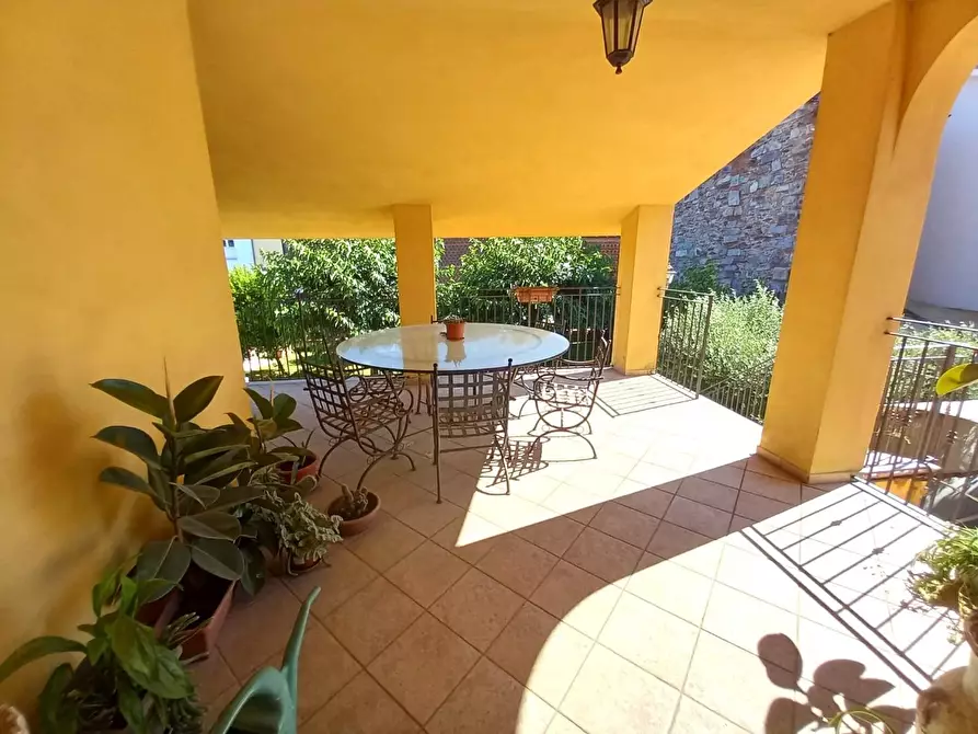 Immagine 36 di Villa in vendita  a Lucca