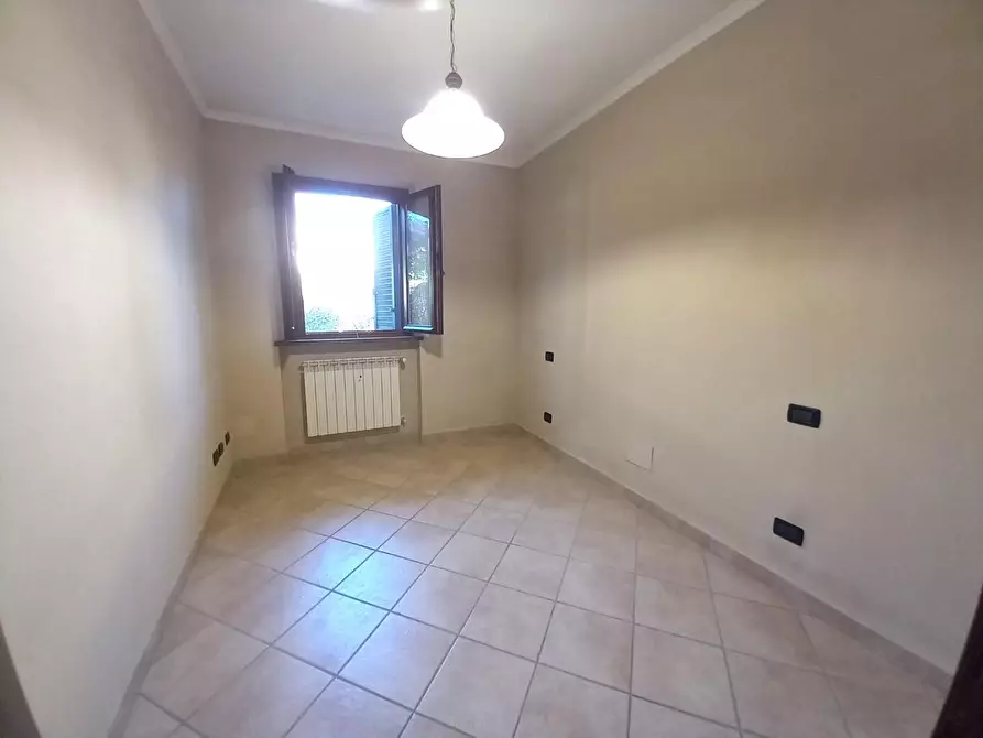 Immagine 42 di Villa in vendita  a Lucca