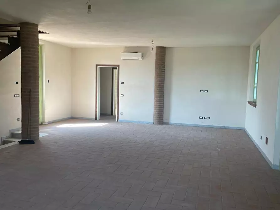 Immagine 29 di Villa in vendita  a Pietrasanta