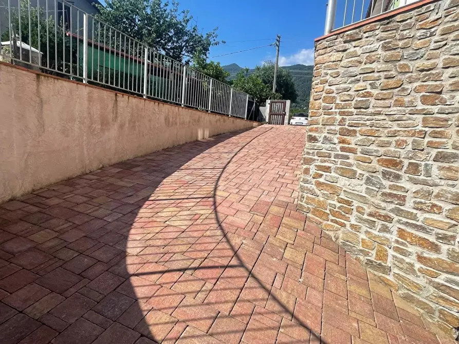 Immagine 14 di Villa in vendita  a Pietrasanta