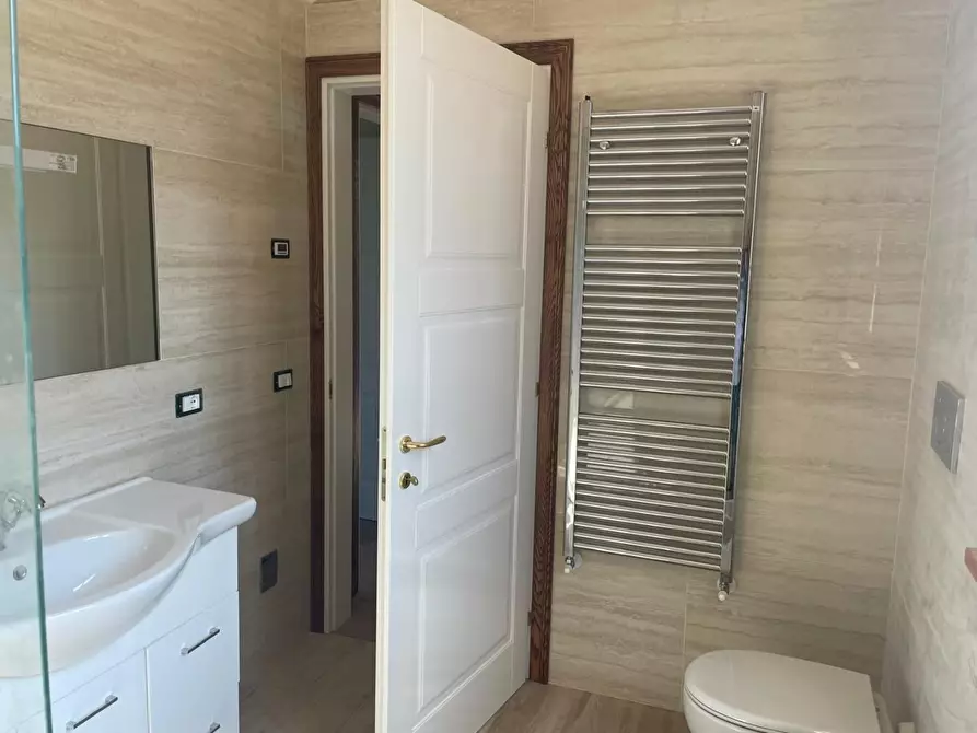 Immagine 36 di Villa in vendita  a Pietrasanta