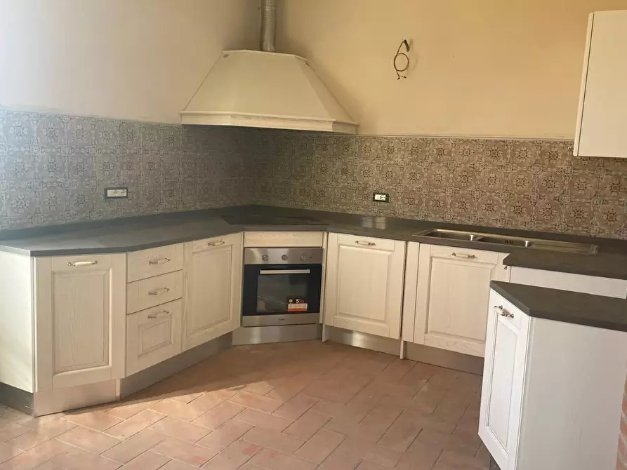 Immagine 26 di Villa in vendita  a Pietrasanta