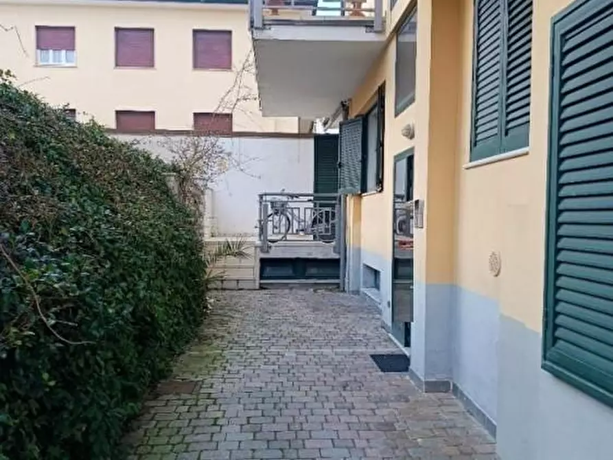 Immagine 1 di Appartamento in vendita  a Camaiore