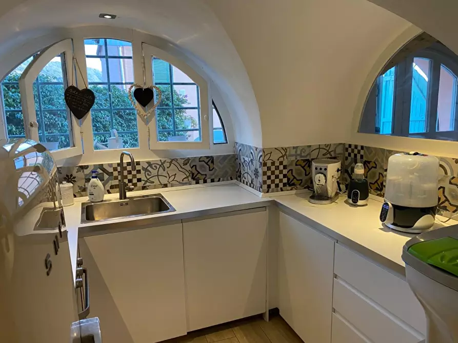 Immagine 22 di Porzione di casa in vendita  a Carrara