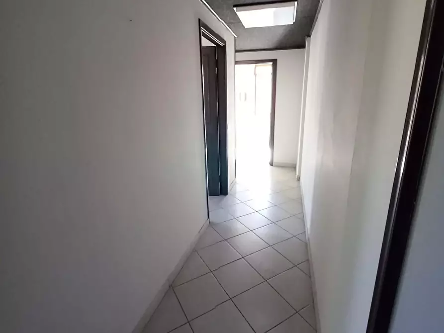 Immagine 9 di Appartamento in vendita  a Ortonovo